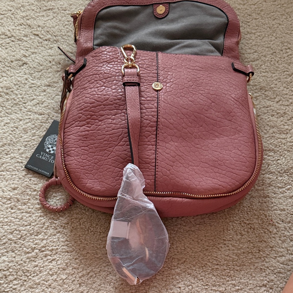 Vince Camuto Dusty Rose Leather Crossbody Bag with Gold Hardware - NWT - Picture 2 of 7
